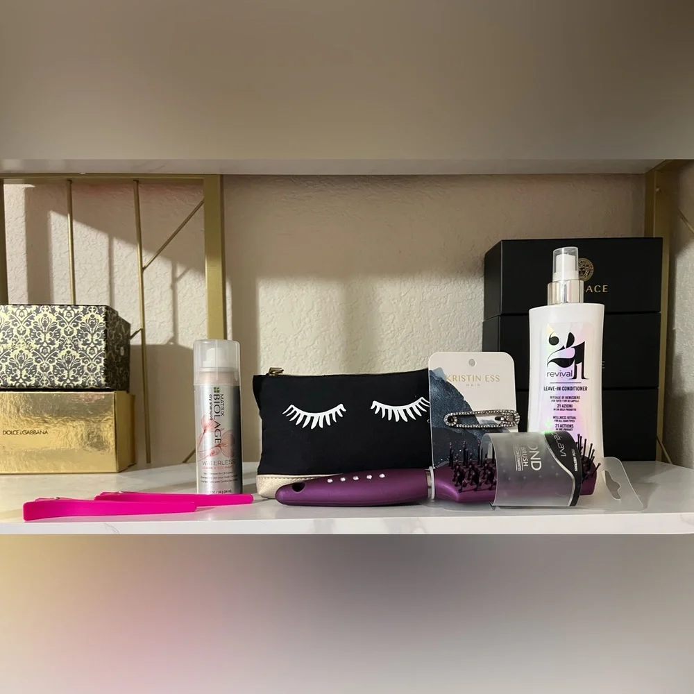 Kristin Ess all items